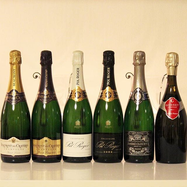 Inte fixat kvällens champagne och har beslutsångest? Ta't lugnt - dessa sex passar de flesta personers smakpaletter och kombineras enkelt med klassiska nyårsaftonsanrättningar. ?