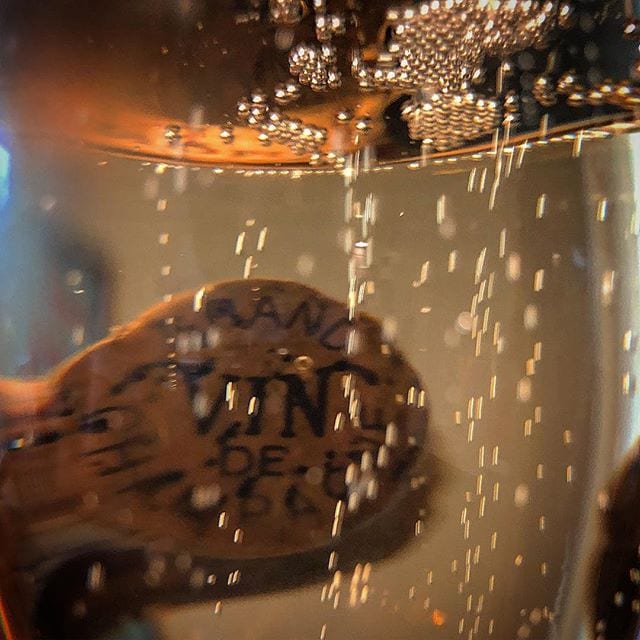 Vilken bubbeltyp tycker du bäst om? Cava, Crémant, Champagne, Franciacorta, Trentodoc, Prosecco, Sekt, Spumante, Espumante, CapClassique, British Fizz eller Svenskt bubbel? Själv, efter att ha provat flera hundra olika, väljer jag Champagne - främst pga. det breda spektrat av aromnyanser