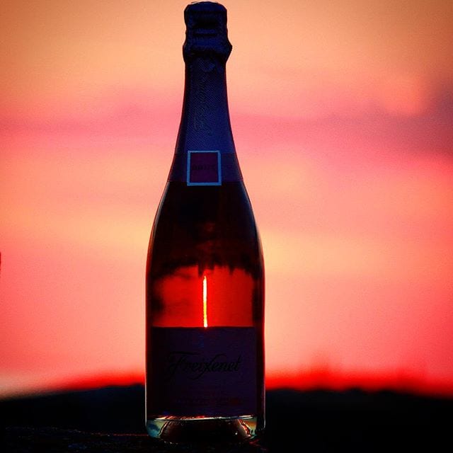 Vilket rosébubbel är din favorit? Ikväll tänkte jag jämföra två rosécavor så håll utkik!
Vad gäller min roséfavorit så ligger Deutz, Pol Roger, Gosset, Ferrari och Louis Bouillot varmt om hjärtat!
