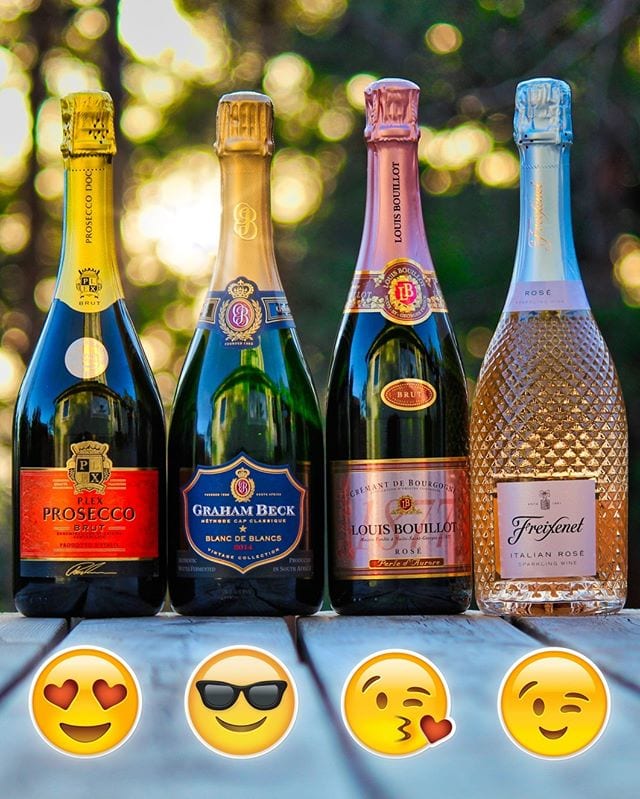 EMOJIRÖSTA!
Vilken av dessa är din favorit?
⠀⠀⠀⠀⠀⠀⠀⠀⠀
P.Lex Prosecco Brut (nr 77889; 109 kr)
? Graham Beck BdB Brut 2014 (nr 7567; 125 kr)
Louis Bouillot Rosé Brut (nr 7781; 129 kr)
Freixenet Sparkling Rosé Extra Dry (nr 72739; 99 kr)
⠀⠀⠀⠀⠀⠀⠀⠀⠀
Den som får flest röster recenserar jag i morgon!
⠀⠀⠀⠀⠀⠀⠀⠀⠀
@thewineteam @petteralexis @enjoywineandfriends @grahambeckbubbly @freixenet @henkellalkoholfri @louisbouillotofficial
