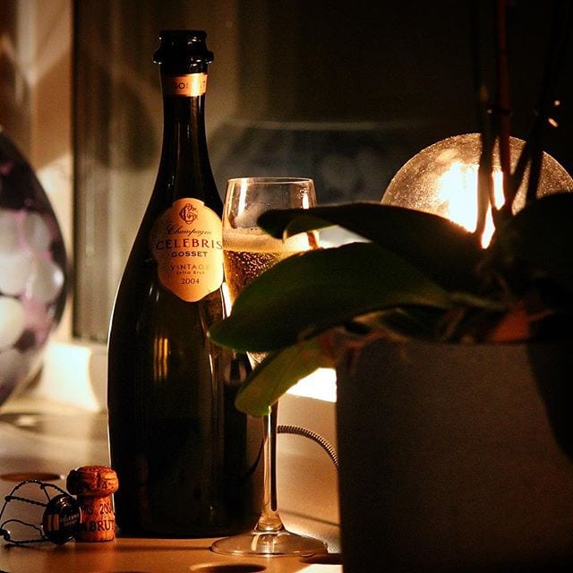 Tack för alla era snälla ord! Självklart kör jag på!
Ikväll firar jag med en underbar Gosset Celebris 2004. Skål på er och tack ännu en gång för ert engagemang!