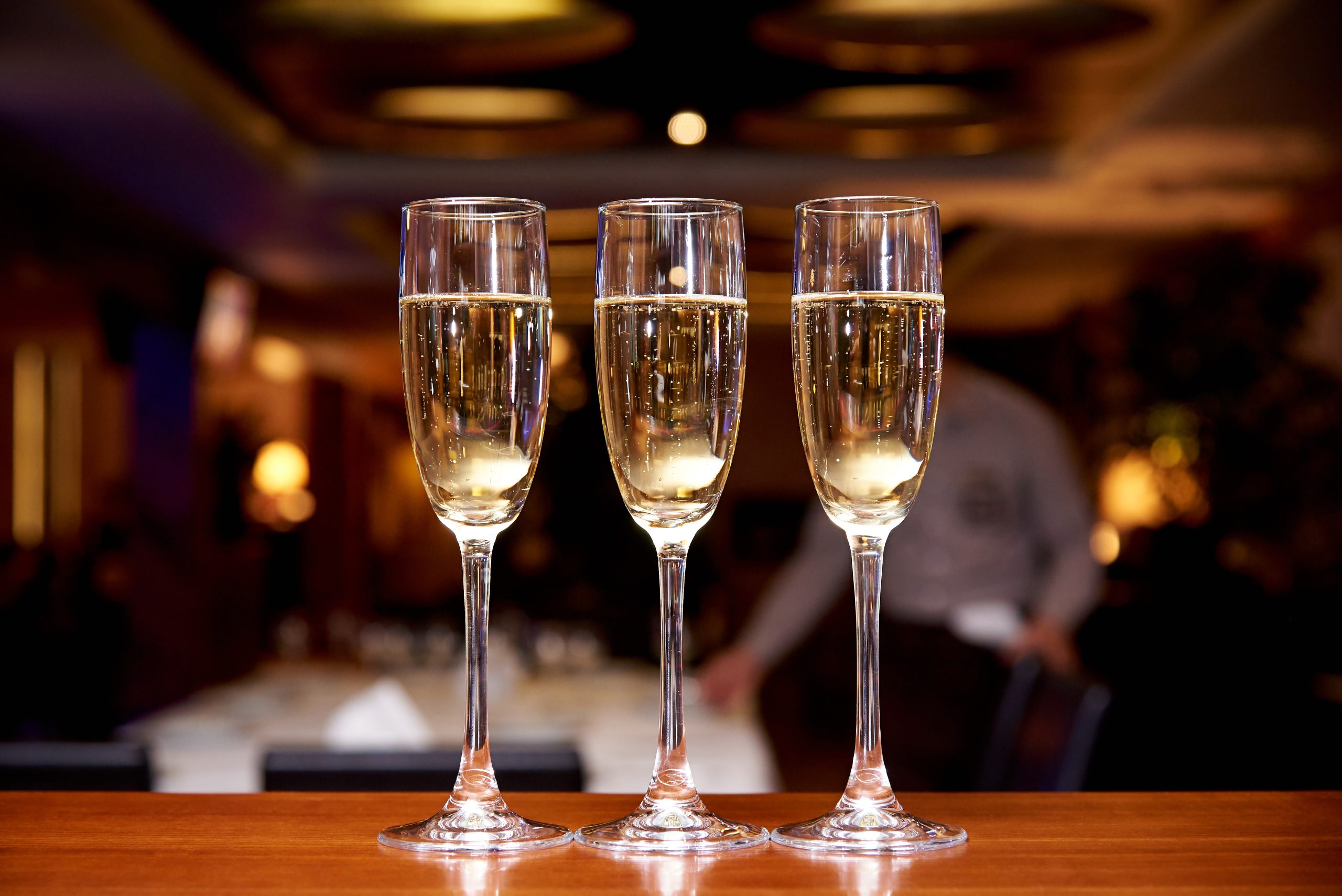 champagne_bild_glas_flaska